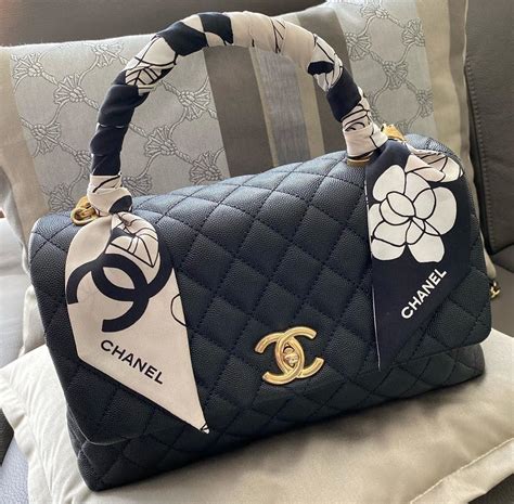 chanel coco handle bag